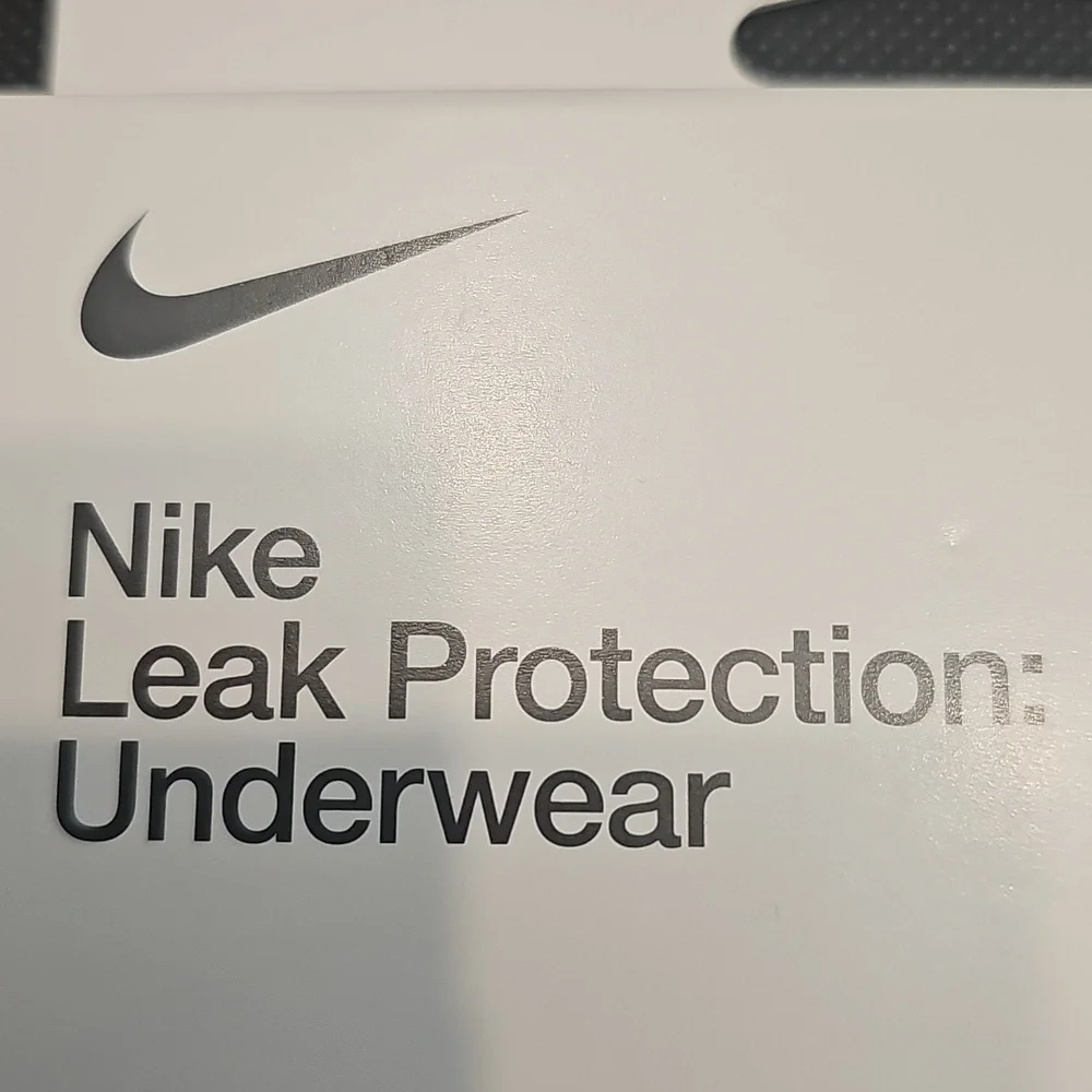 Nike Black Leak Protection Underwear - Picture 2 of 6